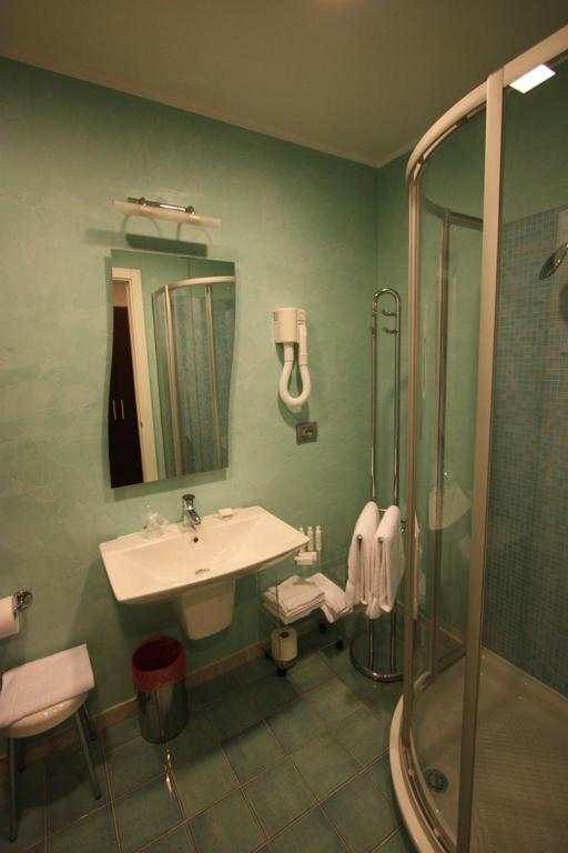 Hotel Bagni Arcobaleno Deiva Marina Zimmer foto